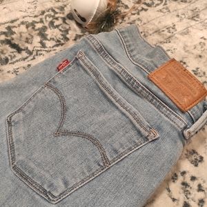 Levi's premium super skinny jeans sz 31